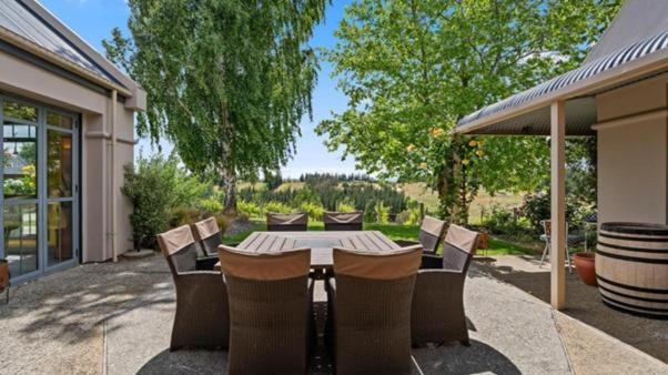 Hawkdun Rise Vineyard & Accommodation Alexandra Extérieur photo